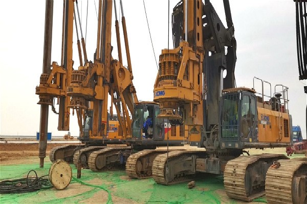 浙江江蘇旋挖鉆機(jī)出租，可助力公路市政工程.jpg